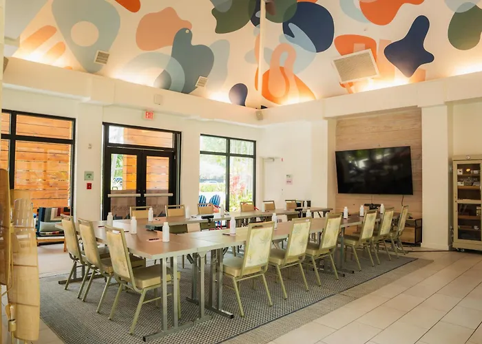 Blue Flamingo Resort Key West